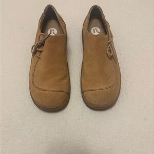Report Men's Tan Suede Slip-On Loafers